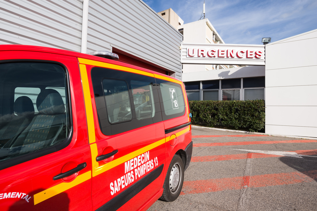service urgence clinique marignane